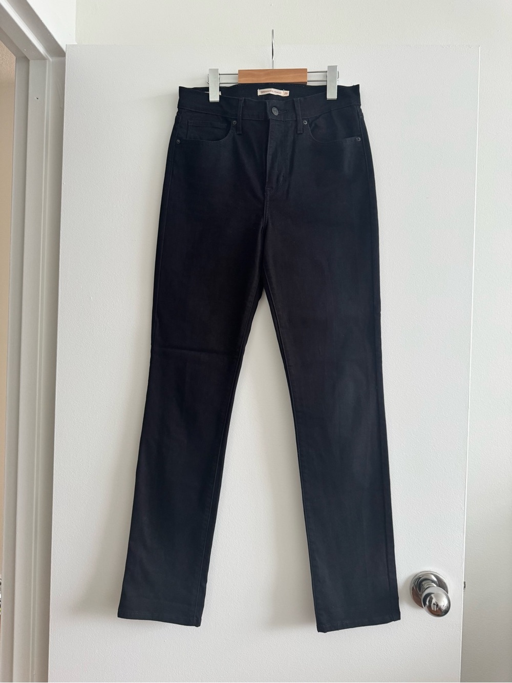 Levi's Black Straight-Leg Jeans